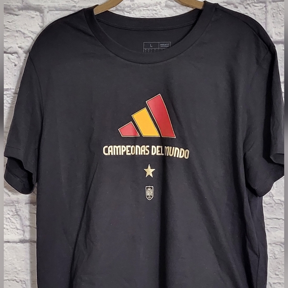 📣⚽️Adidas SPAIN WWC 2023 Winners Tee - Picture 10 of 11